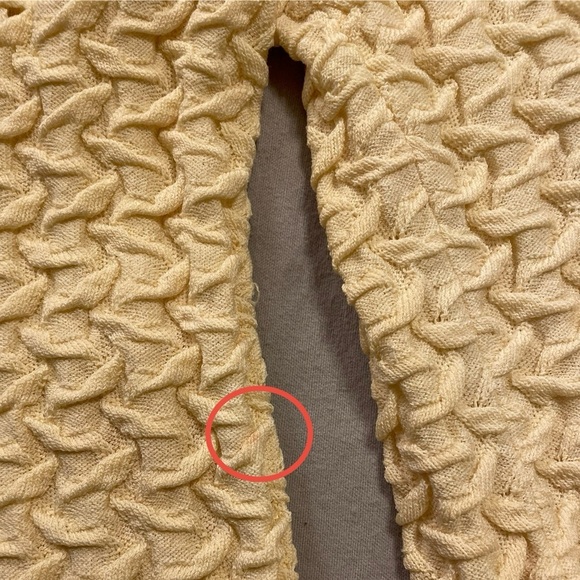 ST. JOHN COLLECTION by MARIE GRAY Vintage Tie Front Knitted Cardigan - Picture 7 of 10